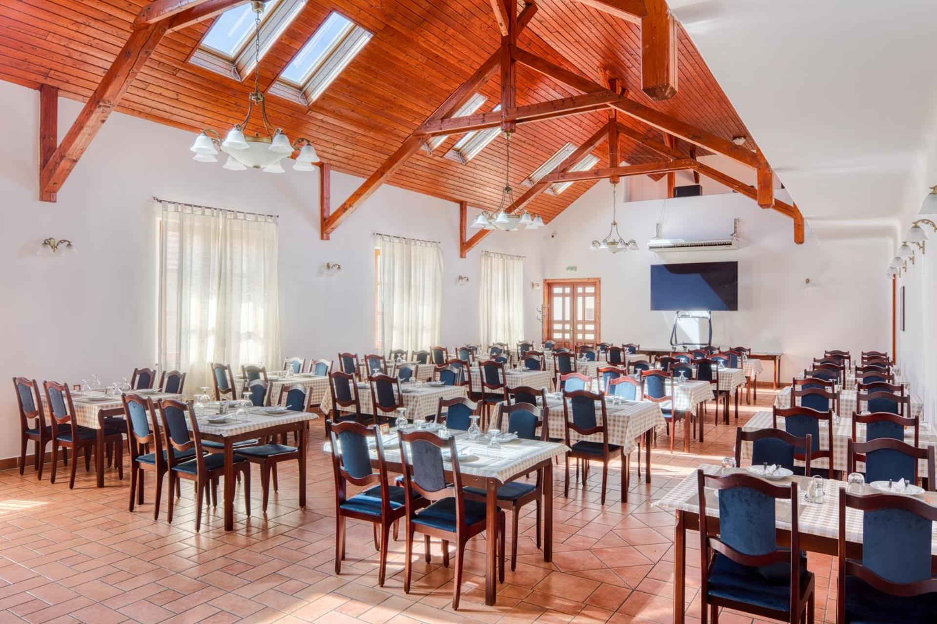 100 Eves Fogado Bed and Breakfast Szatymaz Buitenkant foto