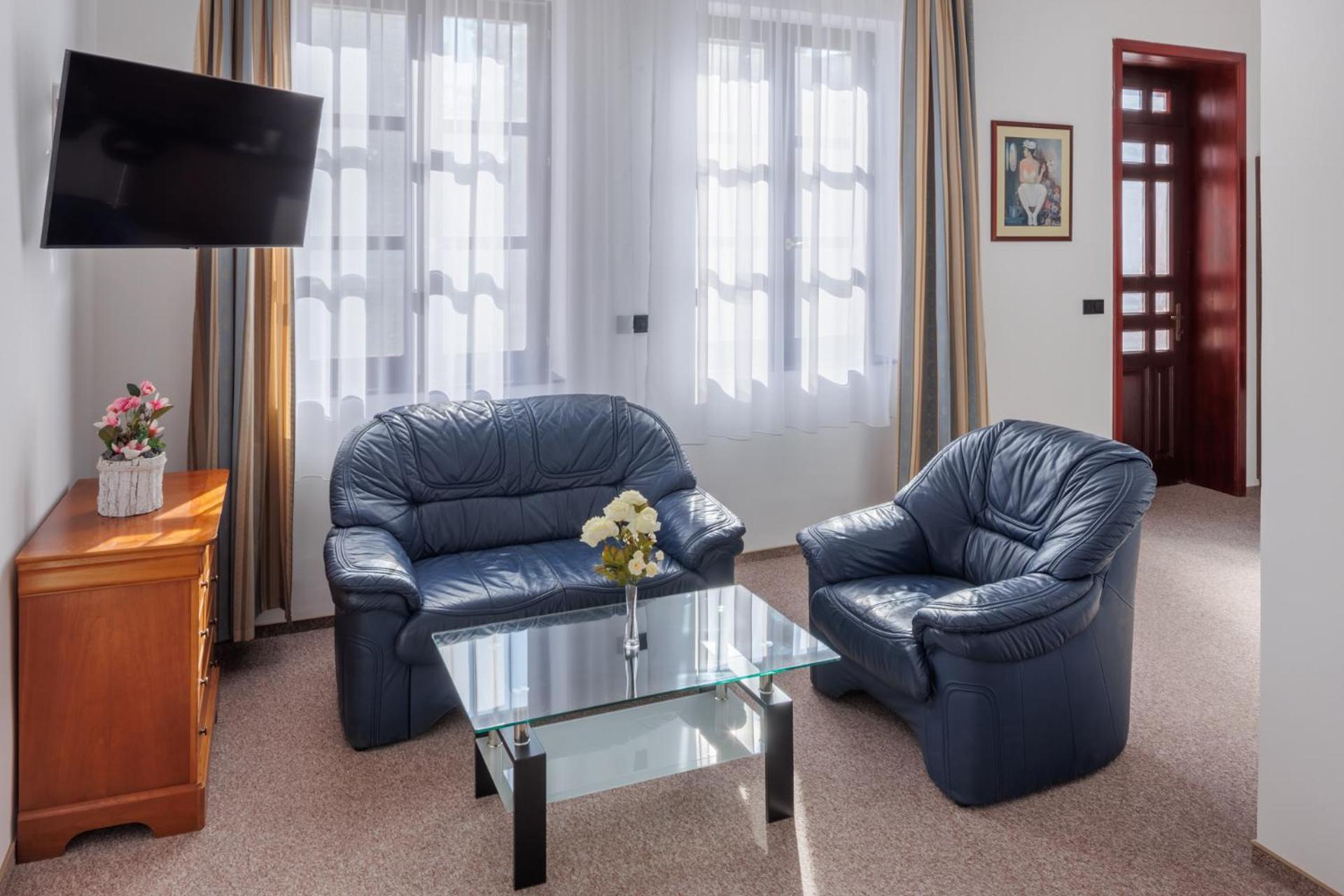100 Eves Fogado Bed and Breakfast Szatymaz Buitenkant foto